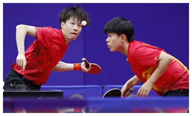 在攻防两端 在攻防两端