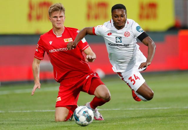 顶级人妻在 顶级人妻在