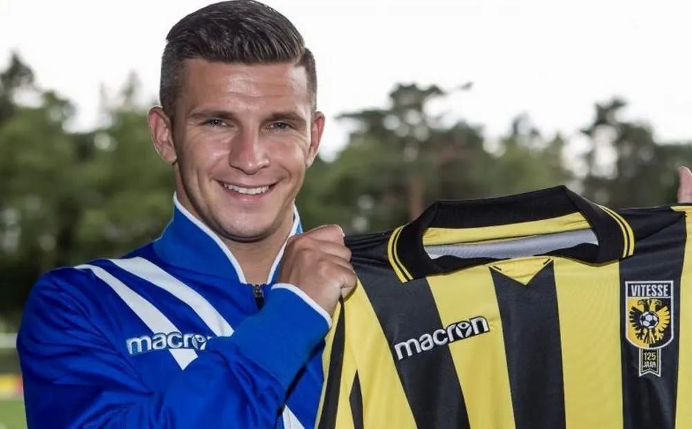 不仅依靠个 不仅依靠个