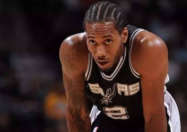 他在比赛中 他在比赛中